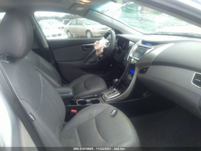 Photo 4 VIN: 5NPDH4AE2DH328332 - HYUNDAI ELANTRA 