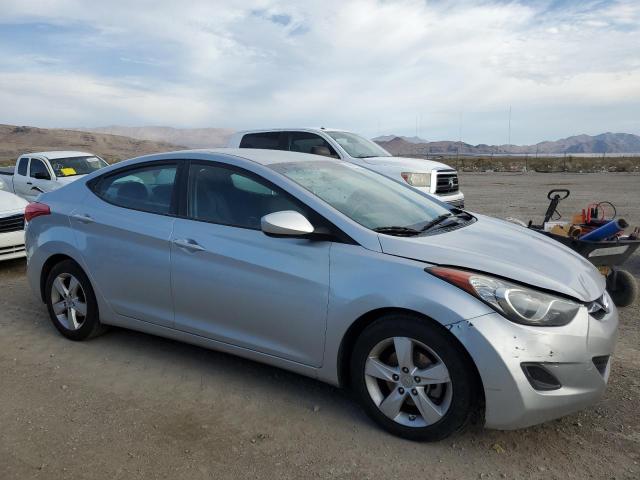 Photo 3 VIN: 5NPDH4AE2DH328668 - HYUNDAI ELANTRA 