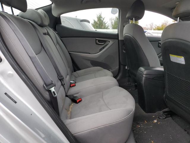 Photo 9 VIN: 5NPDH4AE2DH328833 - HYUNDAI ELANTRA 