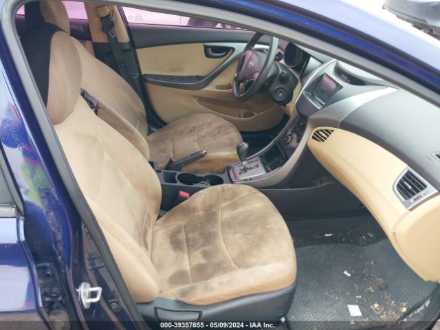 Photo 4 VIN: 5NPDH4AE2DH331425 - HYUNDAI ELANTRA 