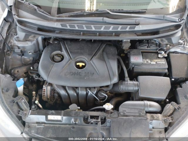 Photo 9 VIN: 5NPDH4AE2DH335197 - HYUNDAI ELANTRA 