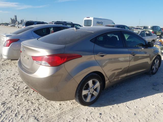 Photo 3 VIN: 5NPDH4AE2DH336382 - HYUNDAI ELANTRA GL 