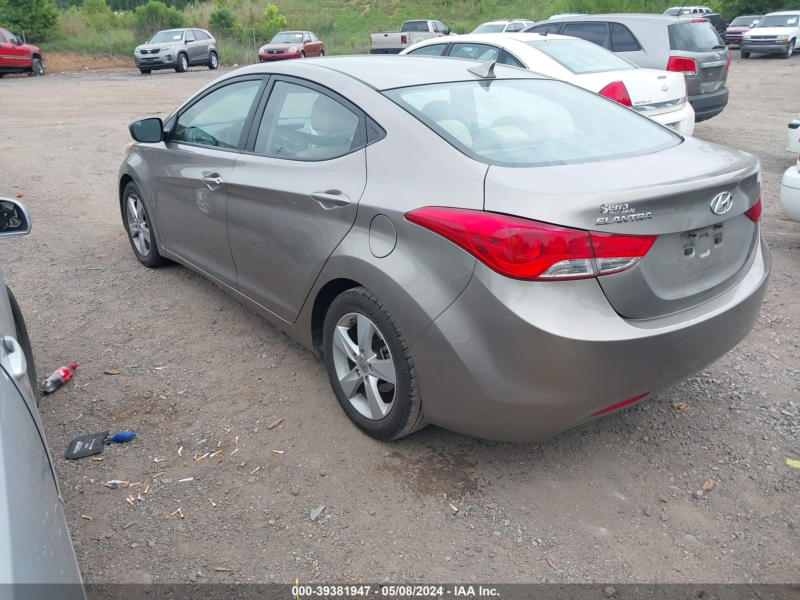 Photo 2 VIN: 5NPDH4AE2DH344062 - HYUNDAI ELANTRA 