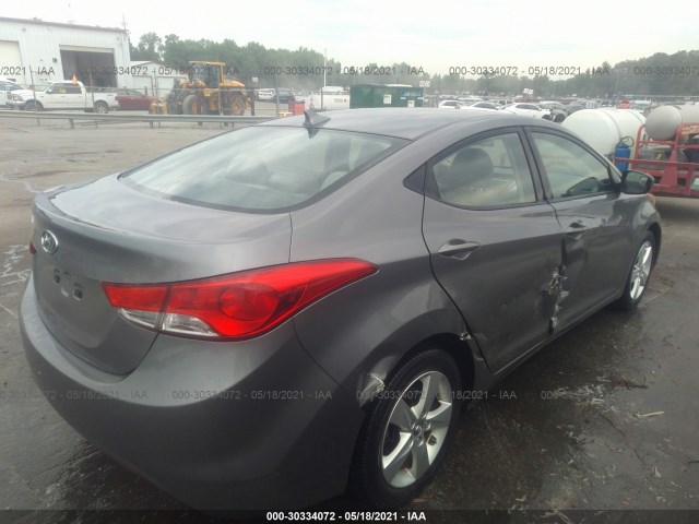 Photo 5 VIN: 5NPDH4AE2DH353148 - HYUNDAI ELANTRA 