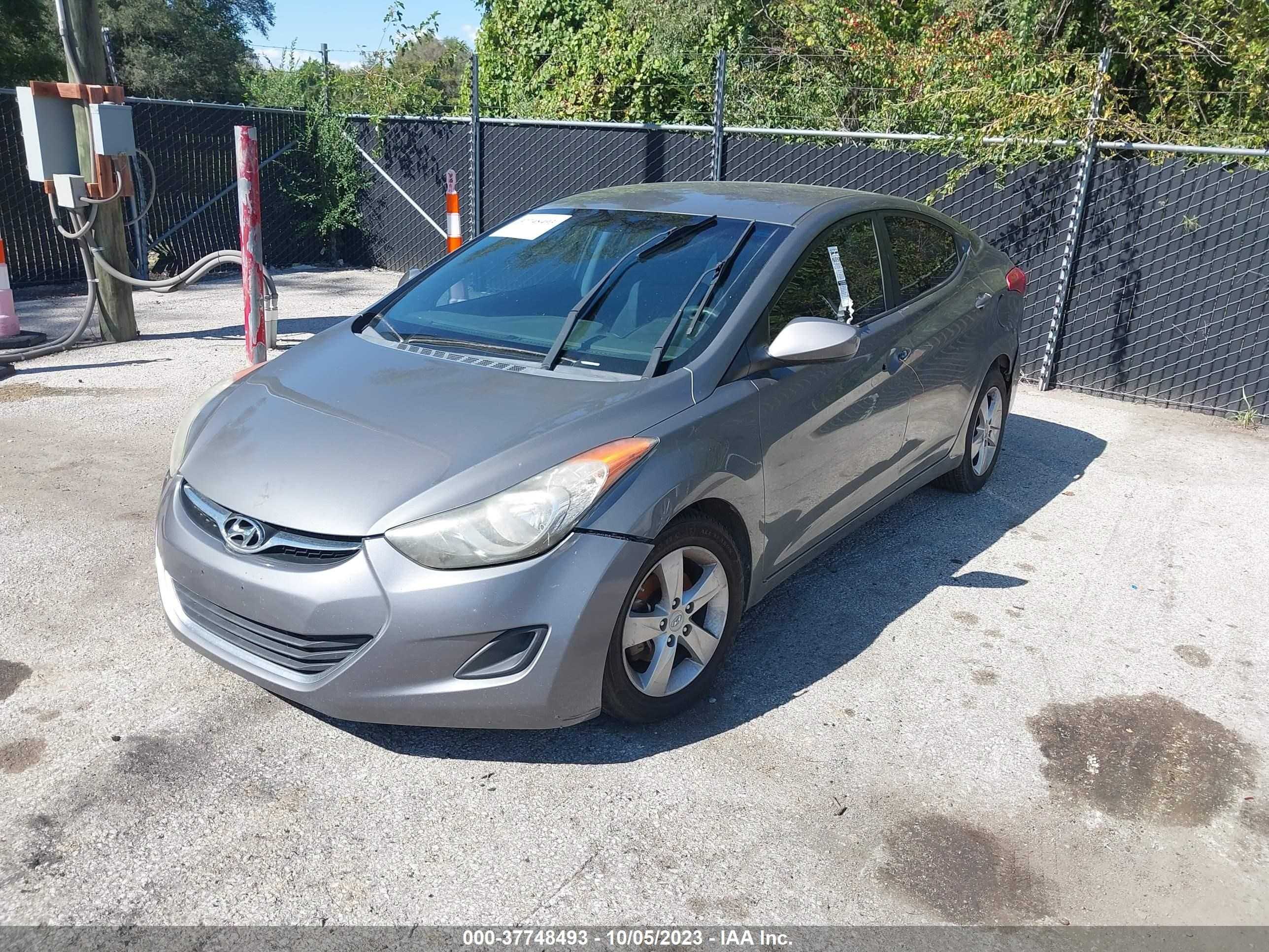 Photo 1 VIN: 5NPDH4AE2DH373206 - HYUNDAI ELANTRA 