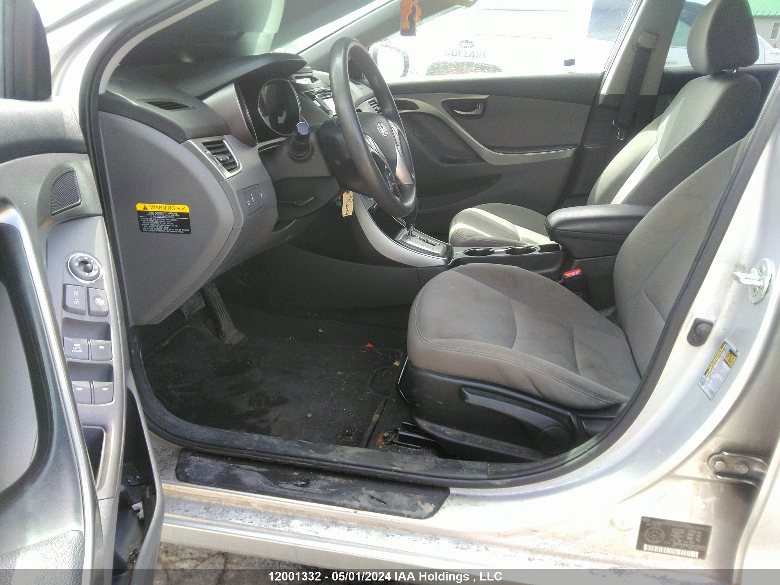 Photo 4 VIN: 5NPDH4AE2DH379250 - HYUNDAI ELANTRA 