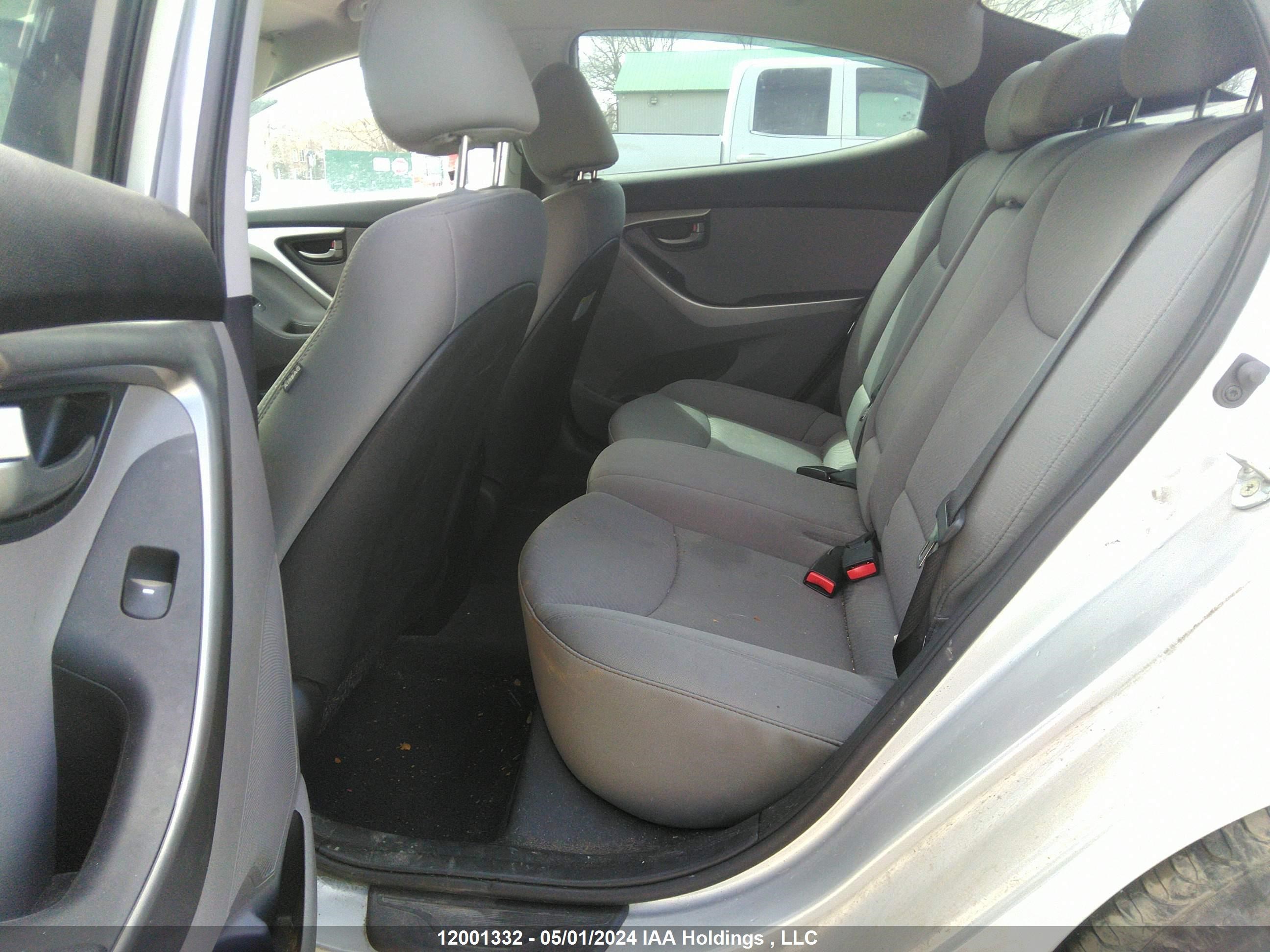 Photo 7 VIN: 5NPDH4AE2DH379250 - HYUNDAI ELANTRA 