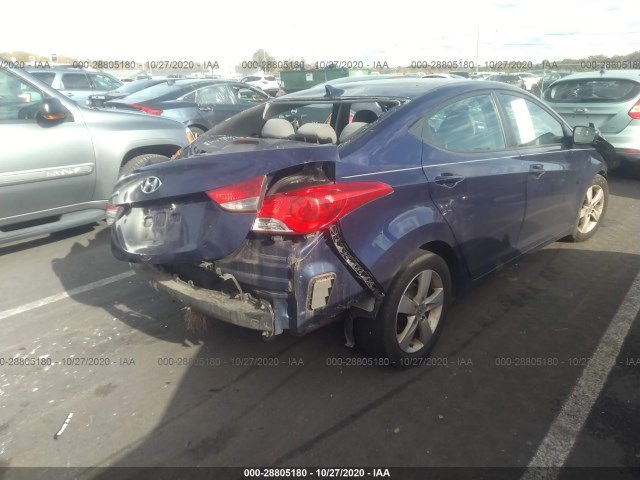 Photo 3 VIN: 5NPDH4AE2DH380639 - HYUNDAI ELANTRA 