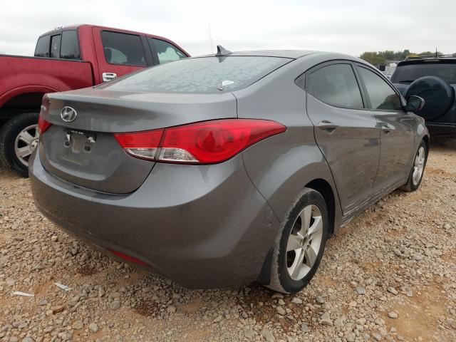 Photo 3 VIN: 5NPDH4AE2DH380706 - HYUNDAI ELANTRA GL 