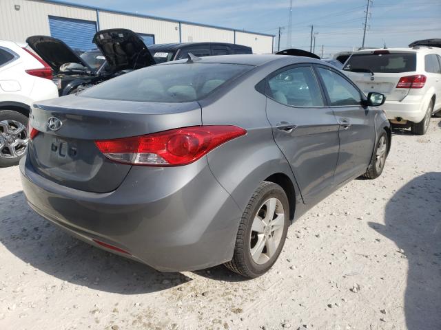 Photo 3 VIN: 5NPDH4AE2DH382438 - HYUNDAI ELANTRA GL 