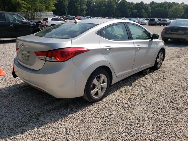 Photo 3 VIN: 5NPDH4AE2DH383301 - HYUNDAI ELANTRA GL 