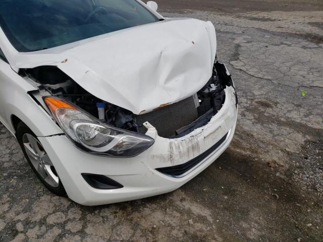 Photo 8 VIN: 5NPDH4AE2DH404793 - HYUNDAI ELANTRA GL 