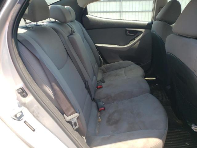 Photo 9 VIN: 5NPDH4AE2DH413056 - HYUNDAI ELANTRA 