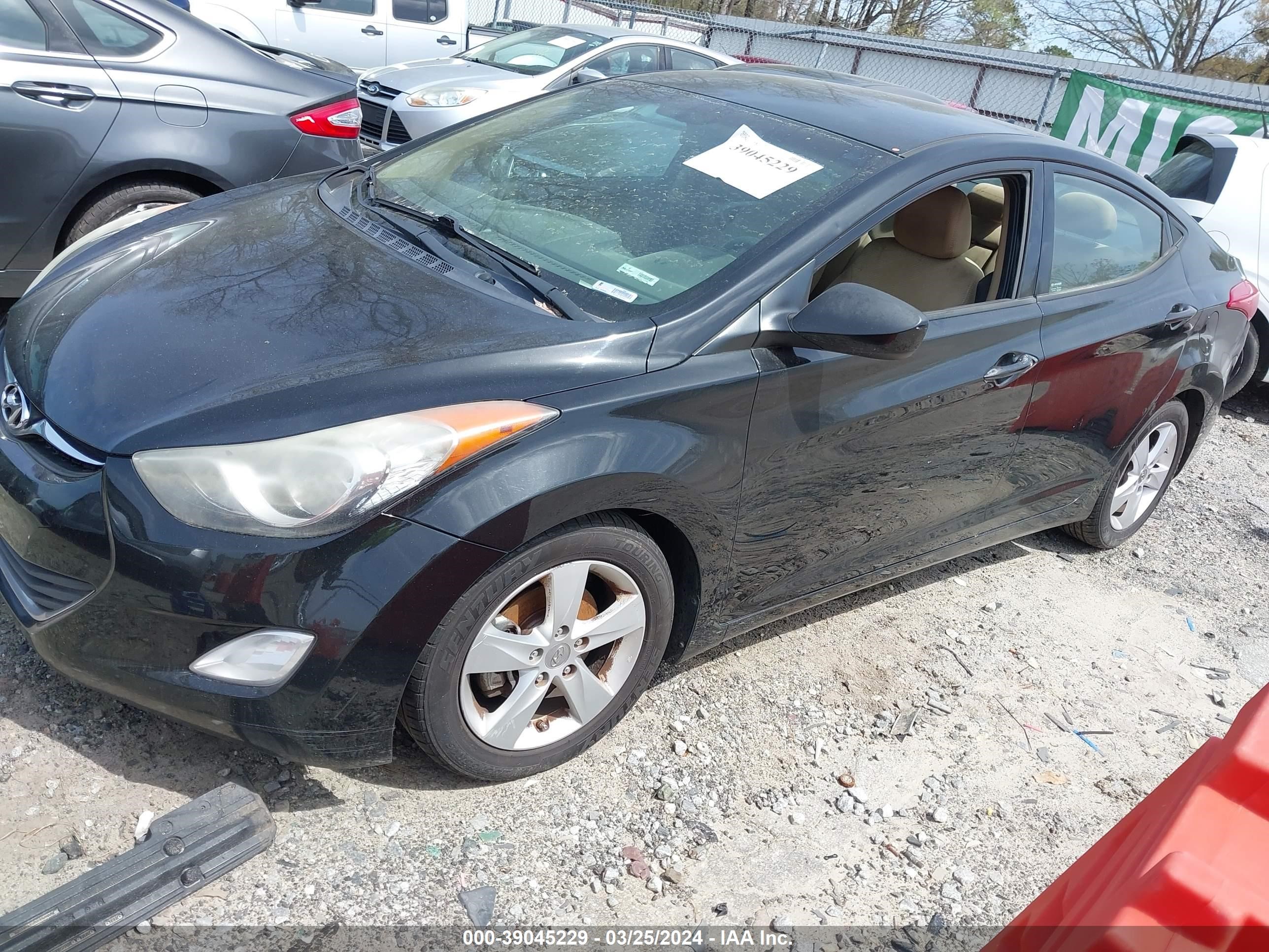 Photo 1 VIN: 5NPDH4AE2DH441326 - HYUNDAI ELANTRA 