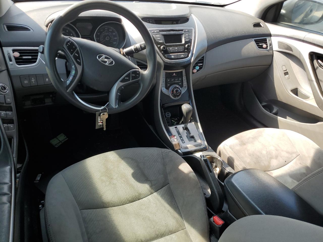 Photo 7 VIN: 5NPDH4AE2DH442492 - HYUNDAI ELANTRA 