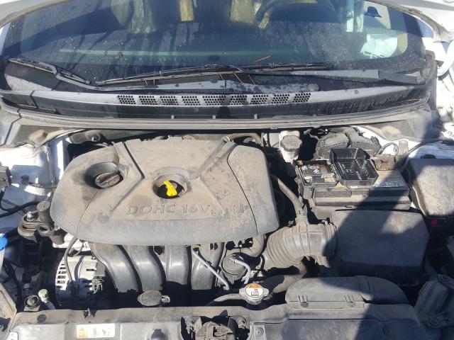 Photo 6 VIN: 5NPDH4AE2DH446851 - HYUNDAI ELANTRA 