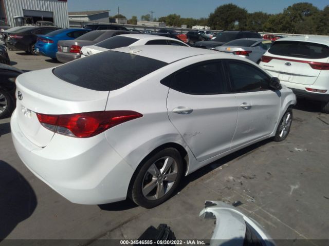 Photo 3 VIN: 5NPDH4AE2DH451807 - HYUNDAI ELANTRA 