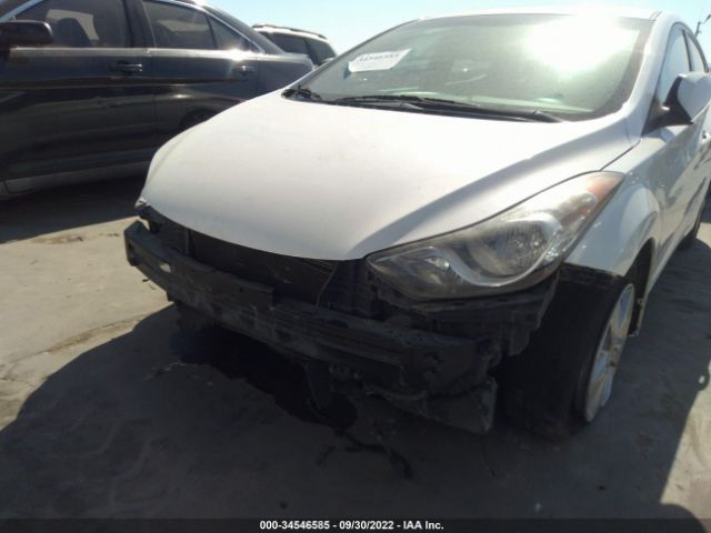 Photo 5 VIN: 5NPDH4AE2DH451807 - HYUNDAI ELANTRA 