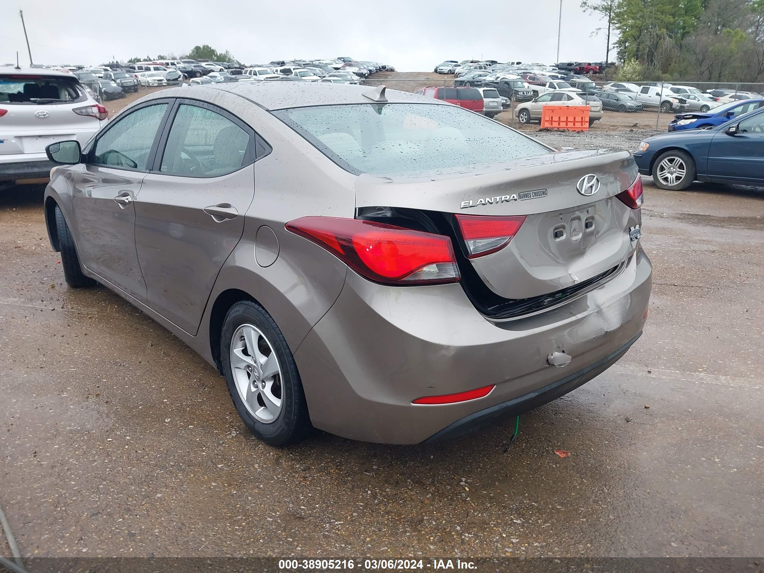 Photo 2 VIN: 5NPDH4AE2EH458936 - HYUNDAI ELANTRA 