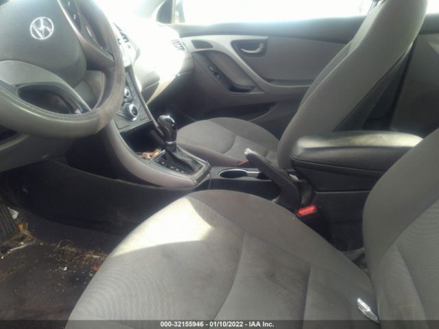 Photo 4 VIN: 5NPDH4AE2EH483061 - HYUNDAI ELANTRA 