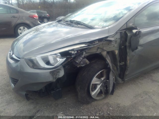 Photo 5 VIN: 5NPDH4AE2EH483061 - HYUNDAI ELANTRA 