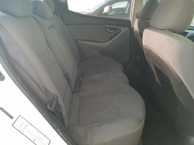 Photo 5 VIN: 5NPDH4AE2EH511781 - HYUNDAI ELANTRA SE 