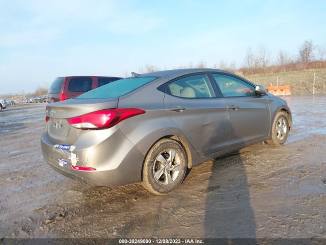 Photo 3 VIN: 5NPDH4AE2EH517337 - HYUNDAI ELANTRA 