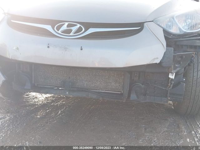 Photo 5 VIN: 5NPDH4AE2EH517337 - HYUNDAI ELANTRA 