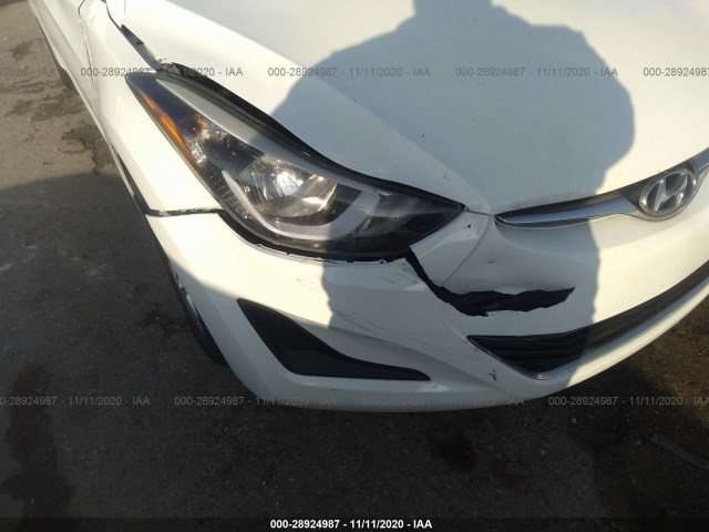 Photo 5 VIN: 5NPDH4AE2EH524238 - HYUNDAI ELANTRA 