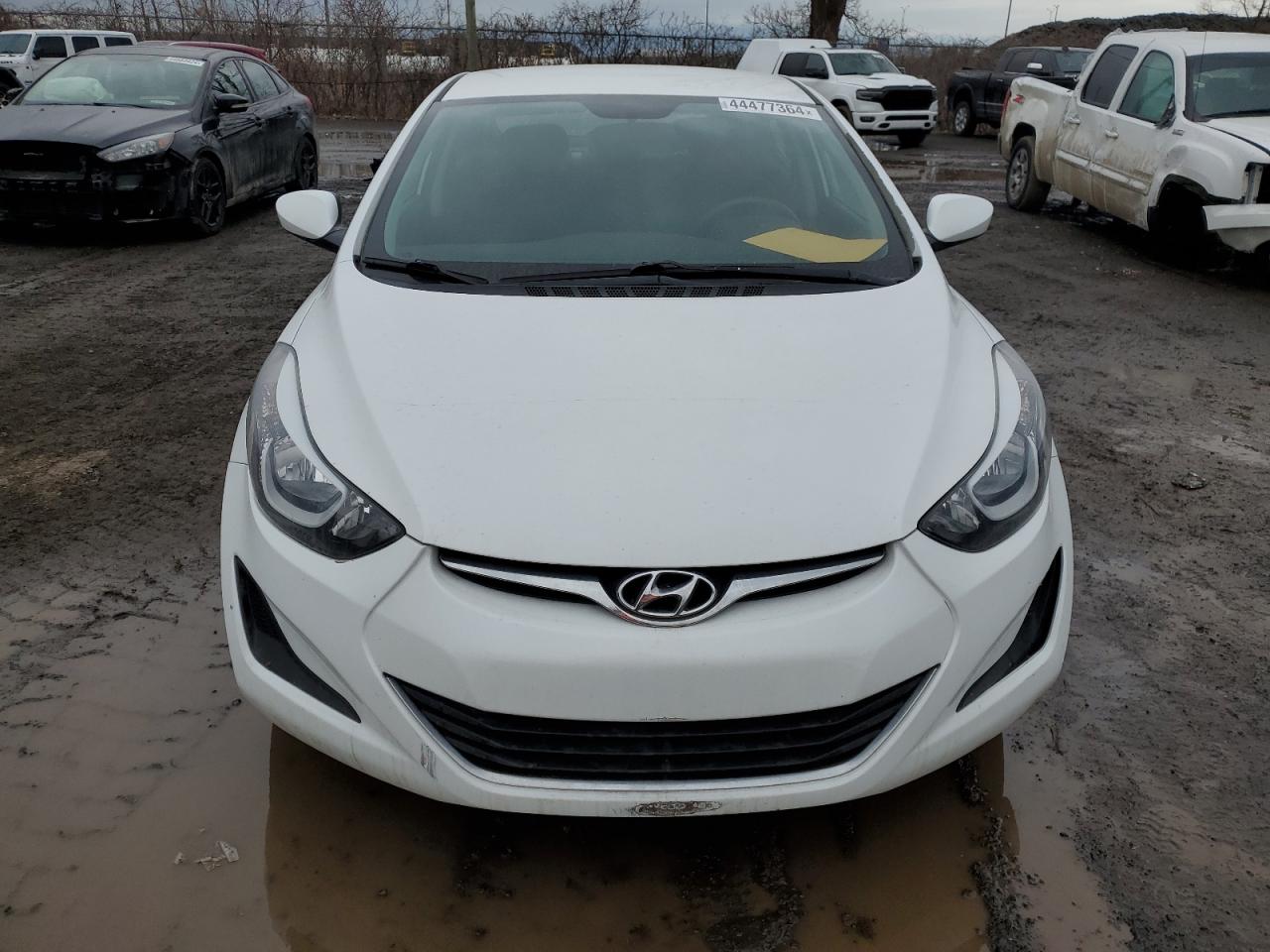 Photo 4 VIN: 5NPDH4AE2FH549013 - HYUNDAI ELANTRA 