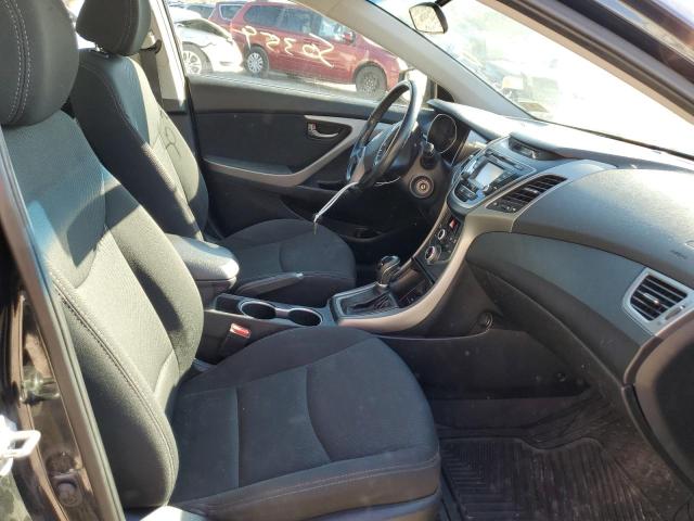 Photo 4 VIN: 5NPDH4AE2FH556723 - HYUNDAI ELANTRA SE 