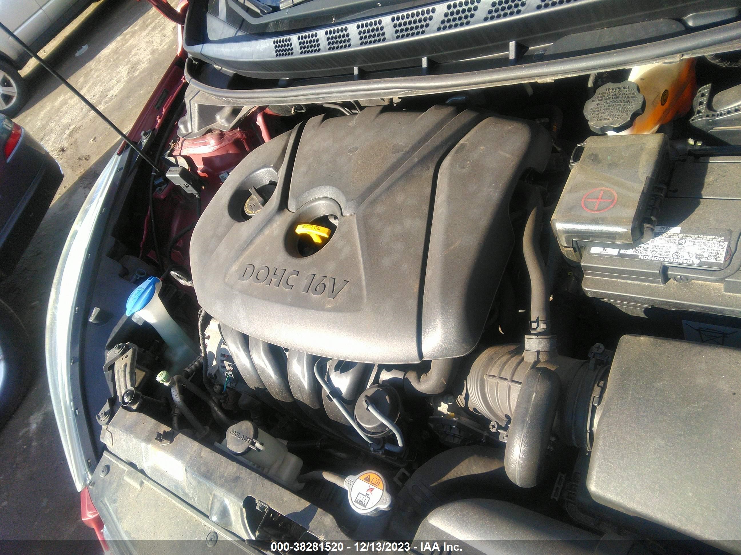 Photo 9 VIN: 5NPDH4AE2FH558097 - HYUNDAI ELANTRA 