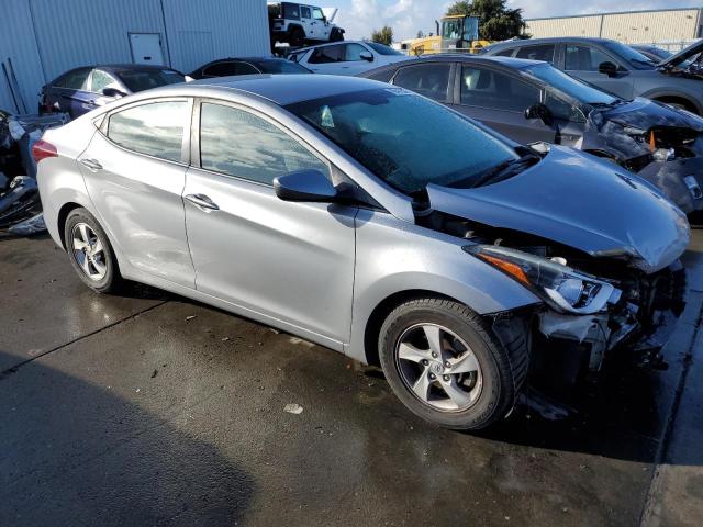 Photo 3 VIN: 5NPDH4AE2FH561968 - HYUNDAI ELANTRA SE 