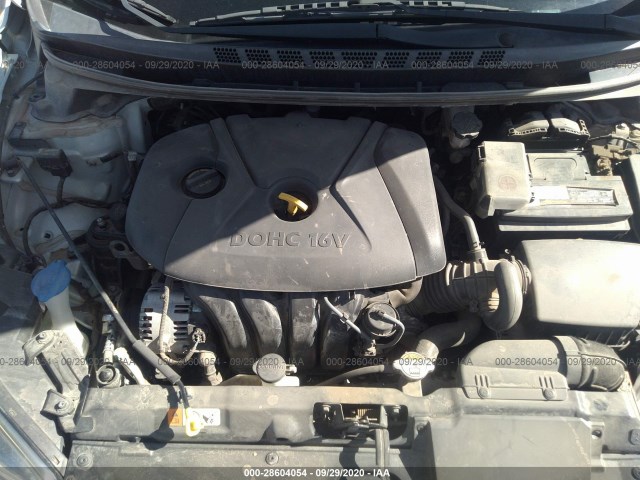 Photo 9 VIN: 5NPDH4AE2FH565082 - HYUNDAI ELANTRA 