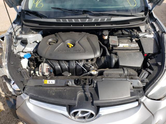 Photo 6 VIN: 5NPDH4AE2FH567818 - HYUNDAI ELANTRA SE 