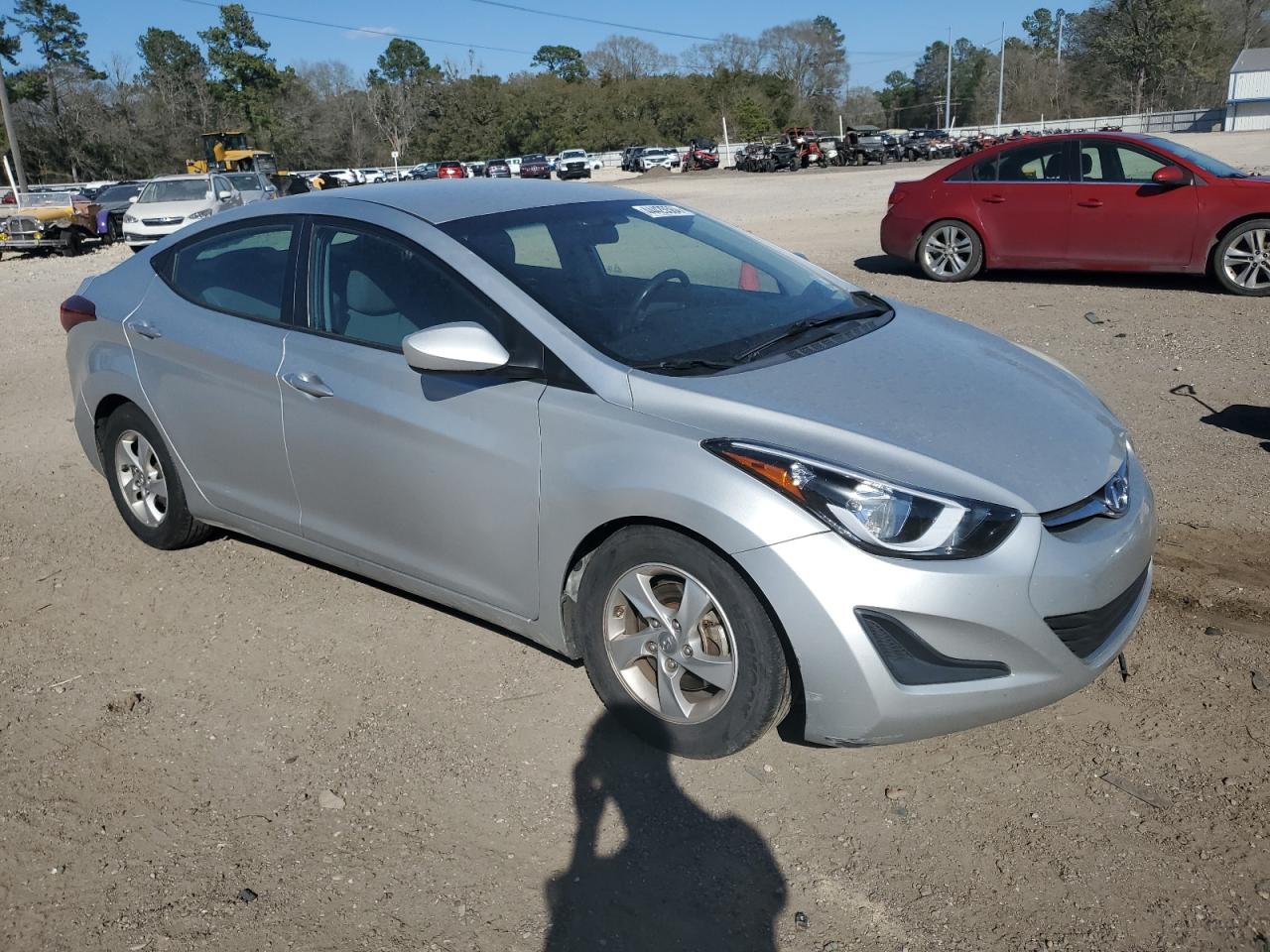 Photo 3 VIN: 5NPDH4AE2FH568113 - HYUNDAI ELANTRA 