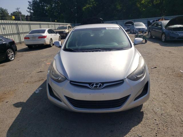 Photo 4 VIN: 5NPDH4AE2FH569004 - HYUNDAI ELANTRA SE 