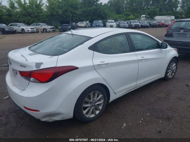 Photo 3 VIN: 5NPDH4AE2FH572615 - HYUNDAI ELANTRA 