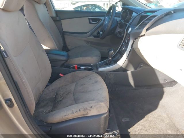 Photo 4 VIN: 5NPDH4AE2FH573165 - HYUNDAI ELANTRA 