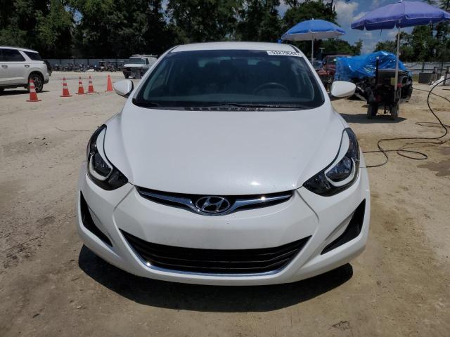 Photo 4 VIN: 5NPDH4AE2FH574722 - HYUNDAI ELANTRA 