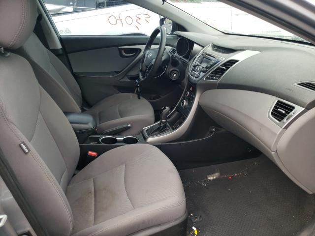 Photo 4 VIN: 5NPDH4AE2FH585784 - HYUNDAI ELANTRA SE 