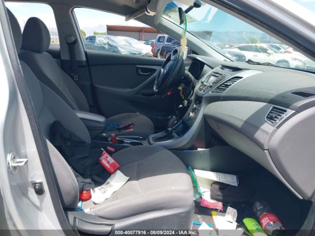 Photo 4 VIN: 5NPDH4AE2FH586014 - HYUNDAI ELANTRA 