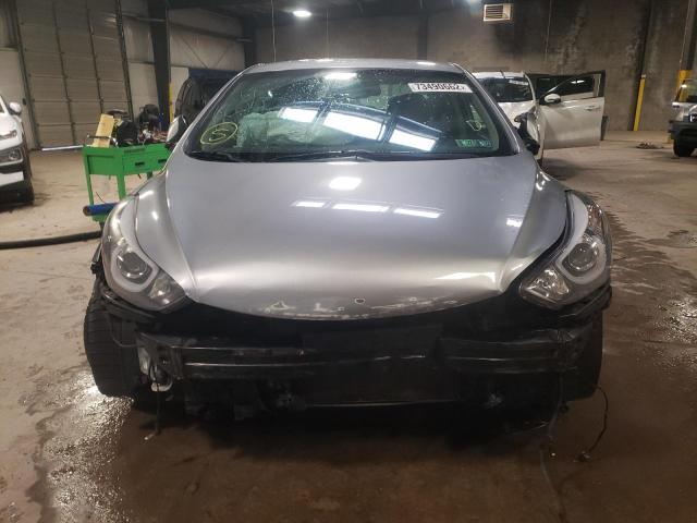 Photo 4 VIN: 5NPDH4AE2FH586546 - HYUNDAI ELANTRA SE 