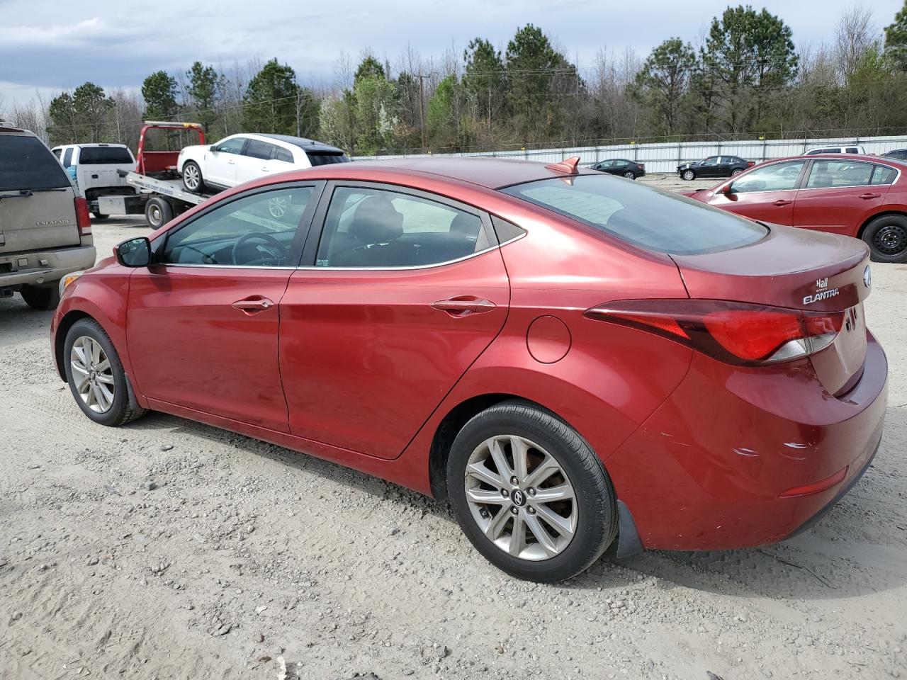 Photo 1 VIN: 5NPDH4AE2FH587843 - HYUNDAI ELANTRA 