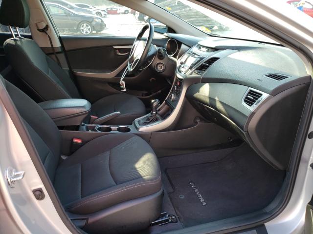 Photo 4 VIN: 5NPDH4AE2FH590175 - HYUNDAI ELANTRA SE 