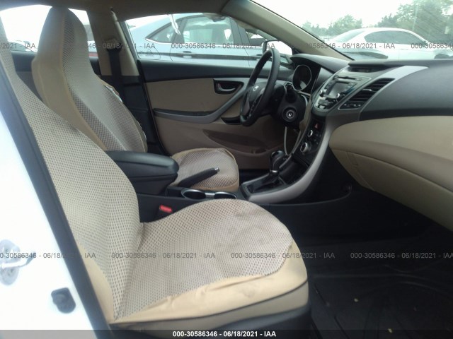 Photo 4 VIN: 5NPDH4AE2FH591519 - HYUNDAI ELANTRA 