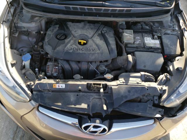 Photo 6 VIN: 5NPDH4AE2FH594131 - HYUNDAI ELANTRA SE 