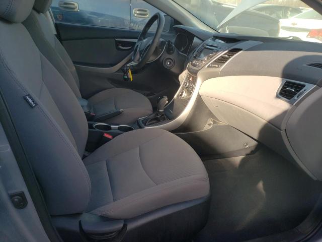 Photo 4 VIN: 5NPDH4AE2FH608528 - HYUNDAI ELANTRA SE 