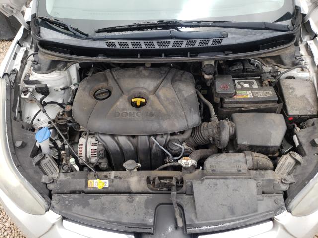 Photo 6 VIN: 5NPDH4AE2FH612806 - HYUNDAI ELANTRA SE 