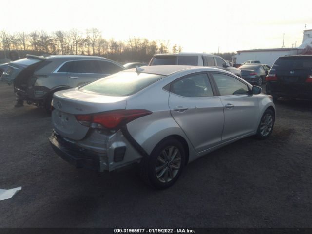 Photo 3 VIN: 5NPDH4AE2FH615785 - HYUNDAI ELANTRA 